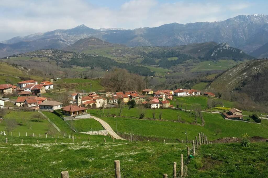 Casa Corcedu Villa Inguanzo Екстериор снимка